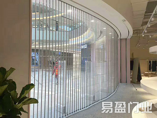 側(cè)向卷簾門(mén) (2)