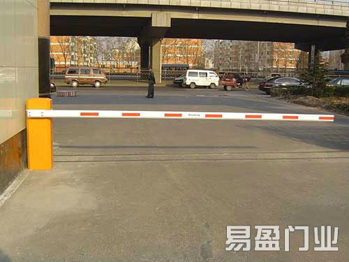 停車收費系統 (1)