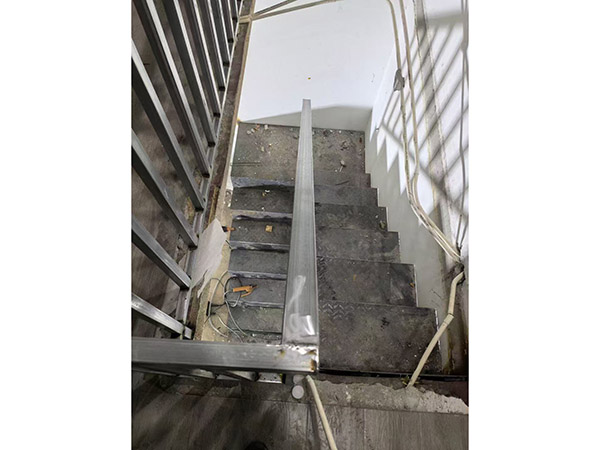 鋼結(jié)構(gòu)閣樓，樓梯