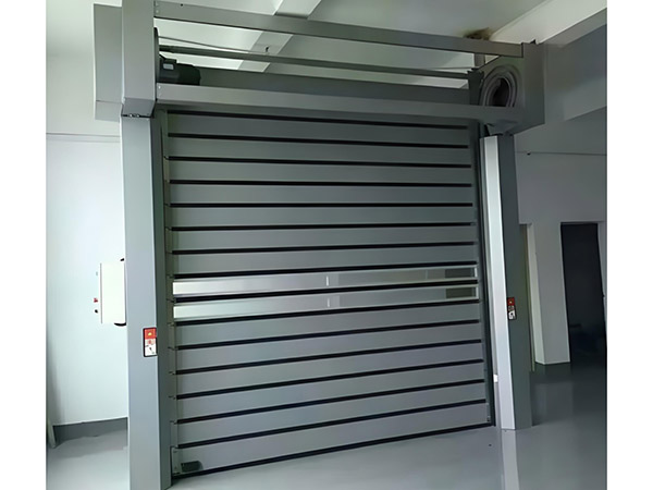 硬質(zhì)快速門